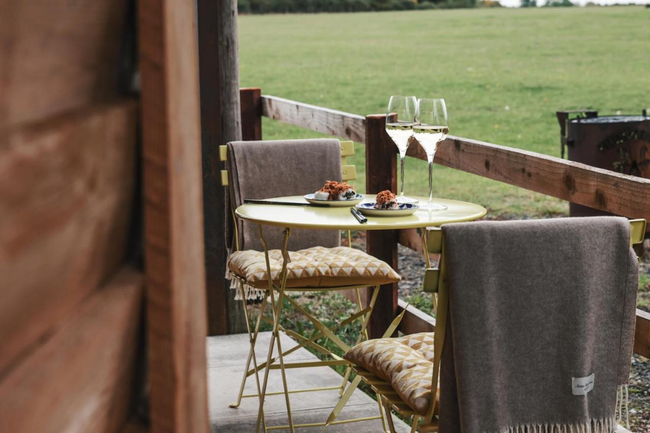 The Treehouse At Humblebee Hall Worcester Exteriér fotografie